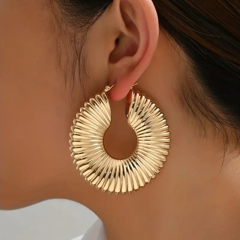 Lxalry 3 pairs of retro style women's fashion round earrings