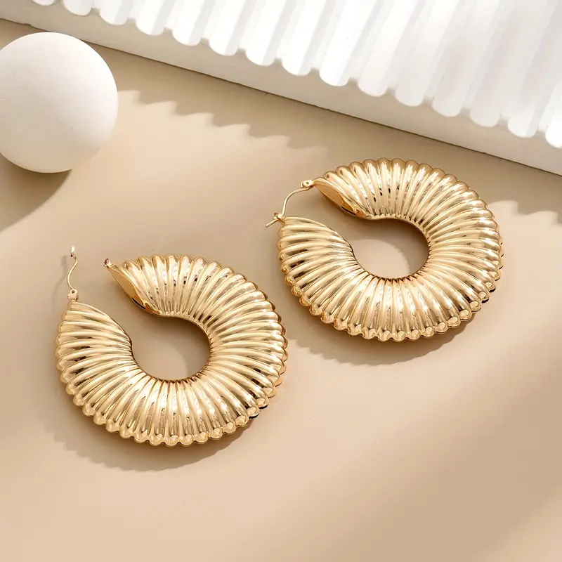 Lxalry 3 pairs of retro style women's fashion round earrings